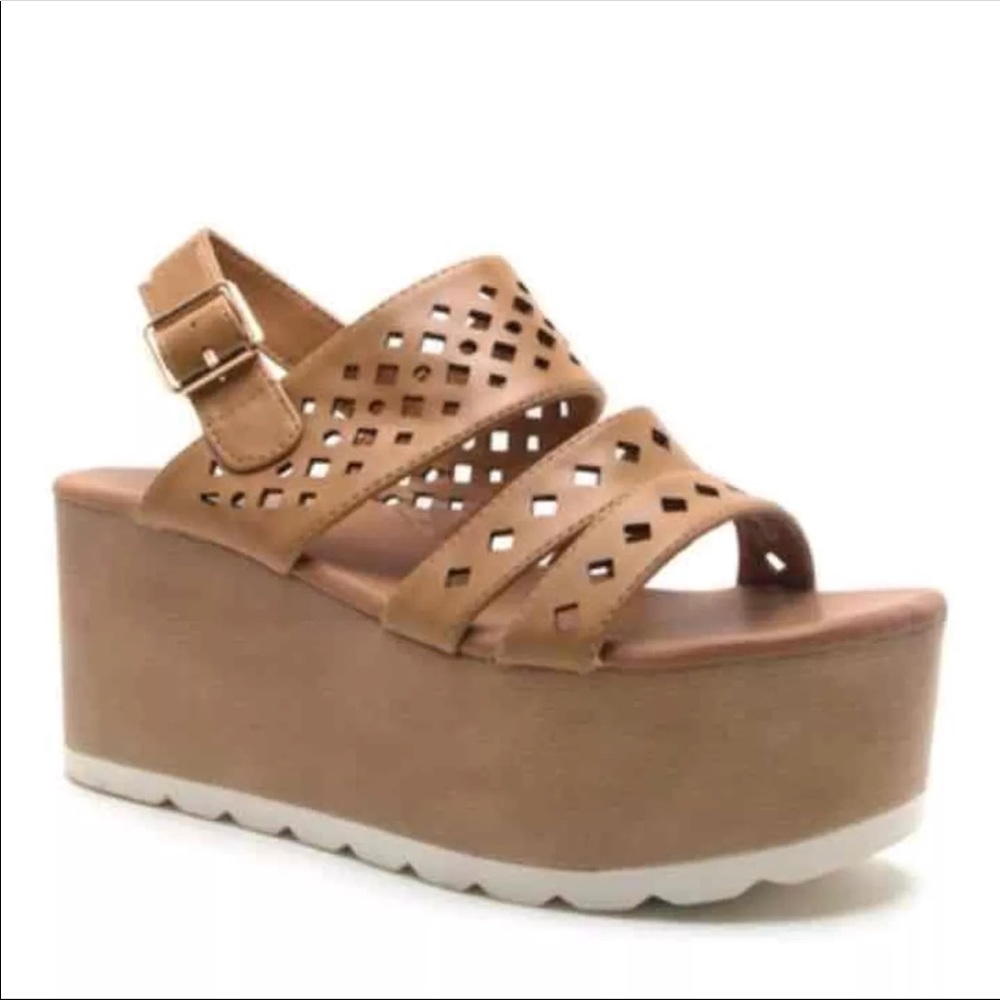 Platform sandals